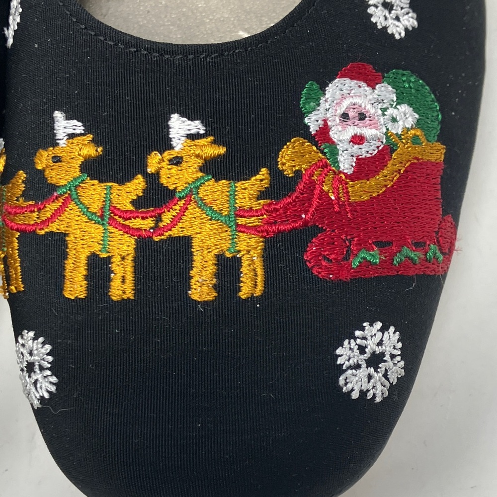 Ros Hommerson Christmas Flats 7.5N Sleigh & Reindeer Embroidery/Holiday Velvet - Picture 8 of 16